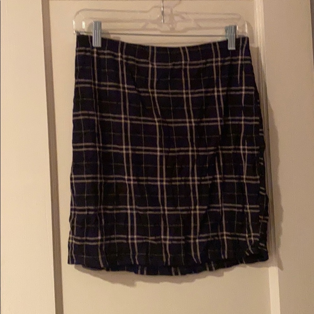 Checkered mini skirt